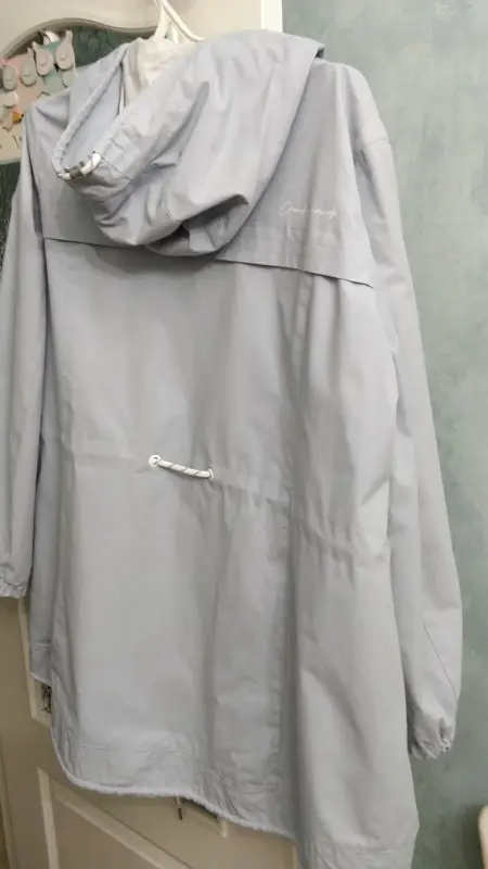 Женская верхняя одежда - Брендовая женская куртка C&A, - размер 54 - Вся Беларусь - Фото 3 Брендовая женская куртка C&A, - размер 54 - Вся Беларусь - 229152 - Доска объявлений Kupika.by - Фото 3