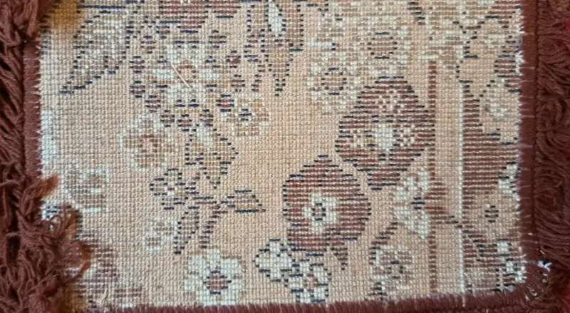 Комплект на стулья коричневый-4шт, новый, ковровый