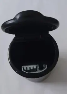 Пепельница TOYOTA и LEXUS (оригинал)