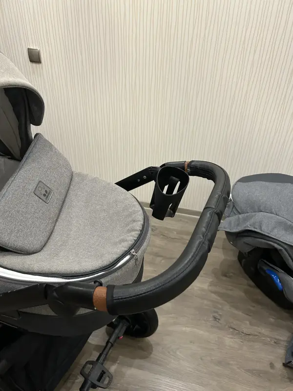 Детская коляска 3 в 1 camarelo