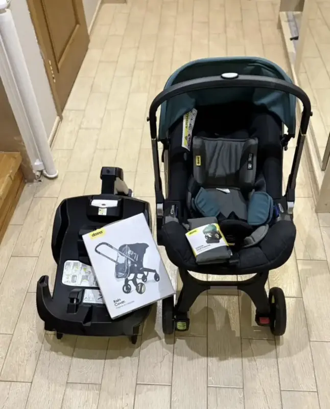 Автолюлька коляска