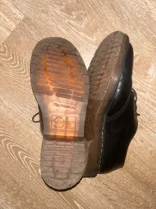 Продам Dr. Martens