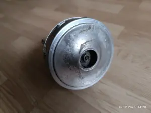 Двигатель для пылесоса 1400 вт.