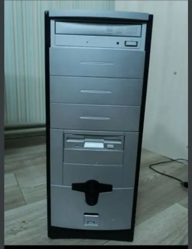 Компьютер в зборре