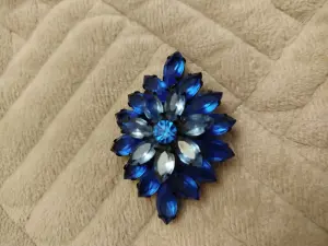 Брошь. Чехия.