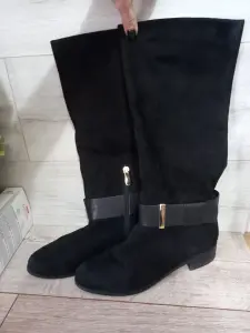 Замшевые сапоги