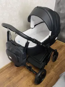 Детская коляска