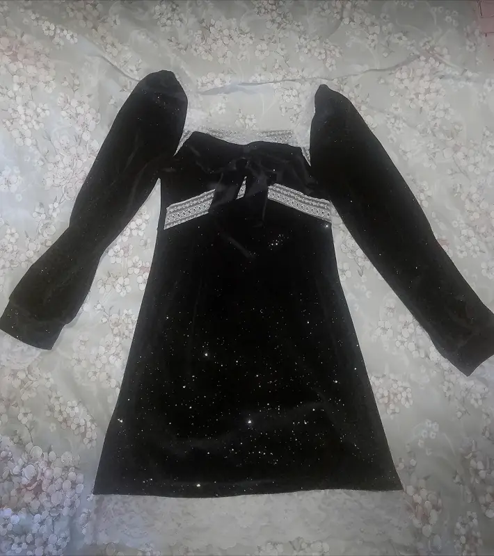 Бархатное платье