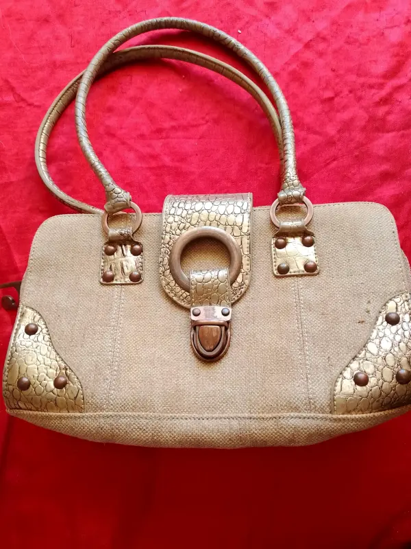 Женская сумочка