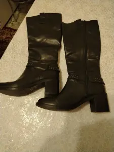 Женская обувь