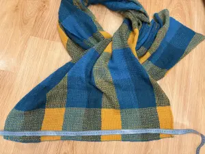 Шарф типа палантин.