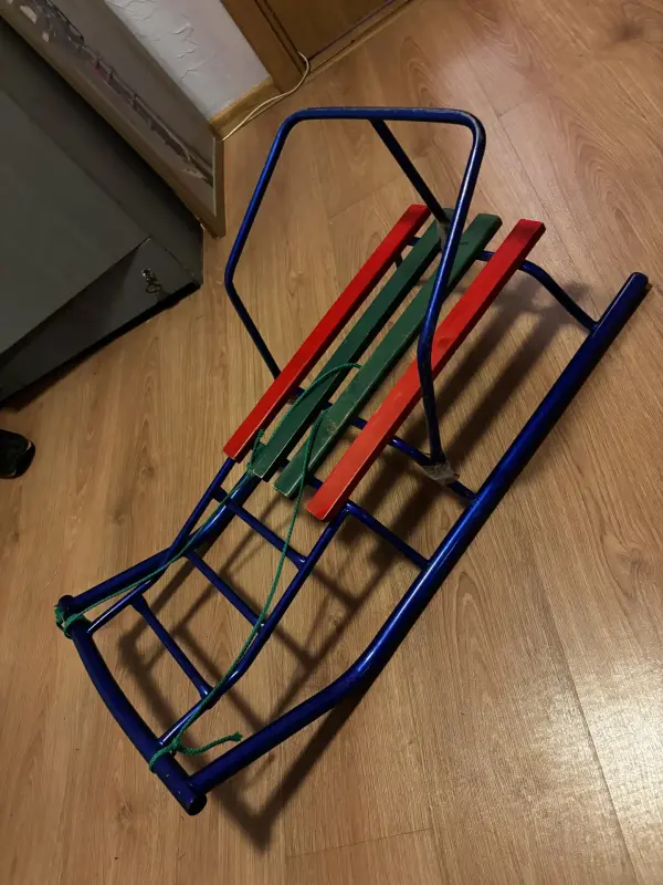 Санки детские металлические б/у продам