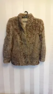 Полушубок из натурального меха