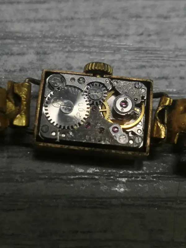 Женские аксессуары - Часы чайка СССР. Самые маленькие часы в СССР. Очень - Вся Беларусь - Фото 2 Часы чайка СССР. Самые маленькие часы в СССР. Очень - Вся Беларусь - 232169 - Доска объявлений Kupika.by - Фото 2