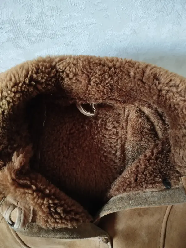 Одежда для девочек - Дублёнка натуральная девичья 46 размер - Вся Беларусь - Фото 4 Дублёнка натуральная девичья 46 размер - Вся Беларусь - 234166 - Доска объявлений Kupika.by - Фото 4