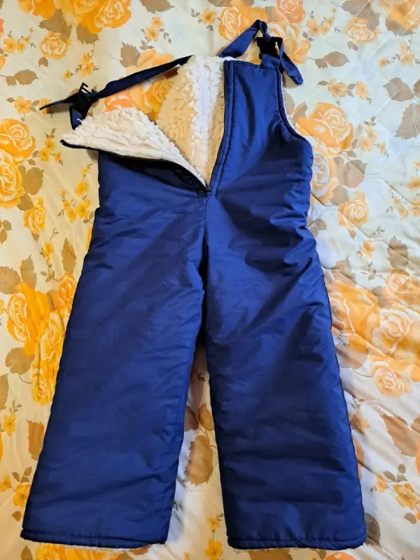 Полукомбинезон синий с иск.мехом, р.92-98, б.у