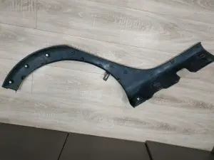 Продам оригинальную накладку (молдинг) заднего левого крыла Renault Sandero Stepwey 2