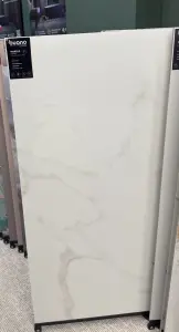 Продается плитка из керамогранита 120х60. Фуга в подарок