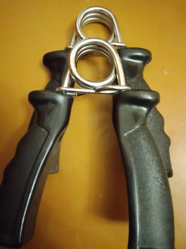 Тренажер для запястья