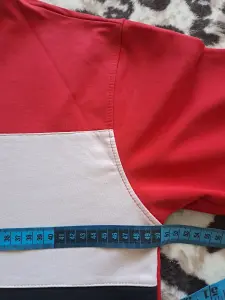 Свитер NIKE р.158-164 (см.замеры)