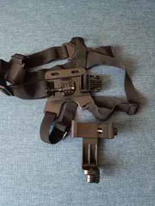 Крепление на грудь для телефона