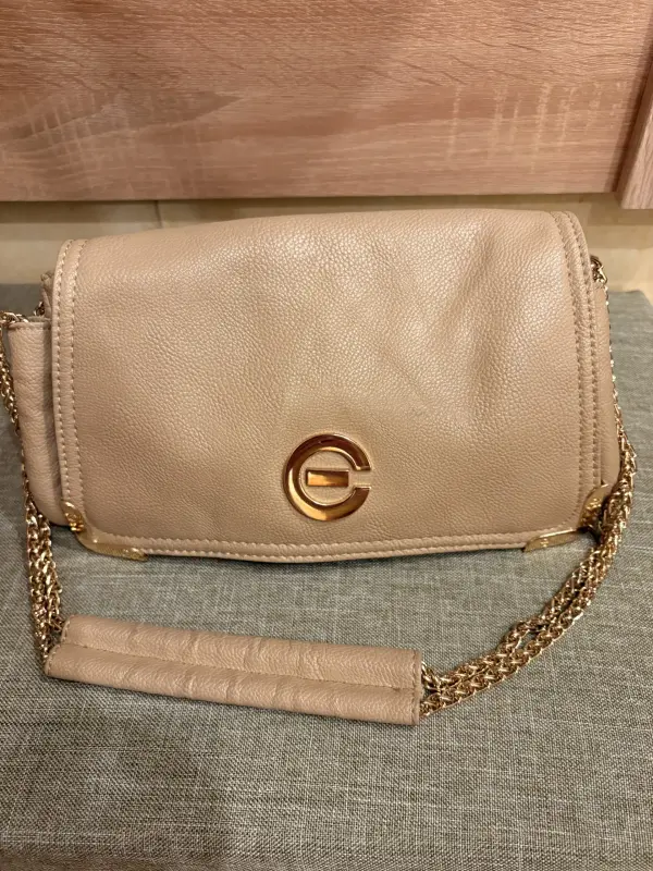 Женская сумка английского бренда Elizabeth Grant