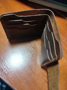 Кошелек бифолд