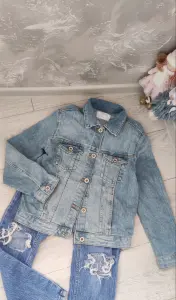 Zara джинсовая куртка/джут 140