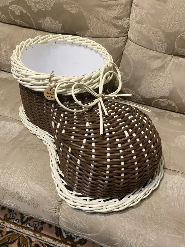 Кашпо из ротанга