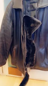 мужская куртка.