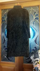 Шуба каракулевая