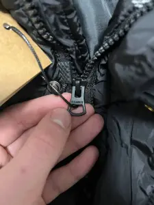 Пуховик-жилетка Burberry