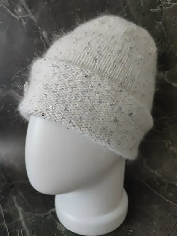 Зимняя бело - молочная шапочка с пайетками. - Вся Беларусь - 234202 - Доска объявлений Kupika.by - Фото 5