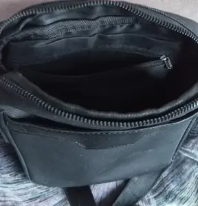 Продам мужскую кожаную сумку через плечо