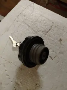 Топливная пробка Крайслер