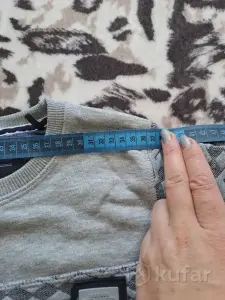 Свитер S (cм.замеры)