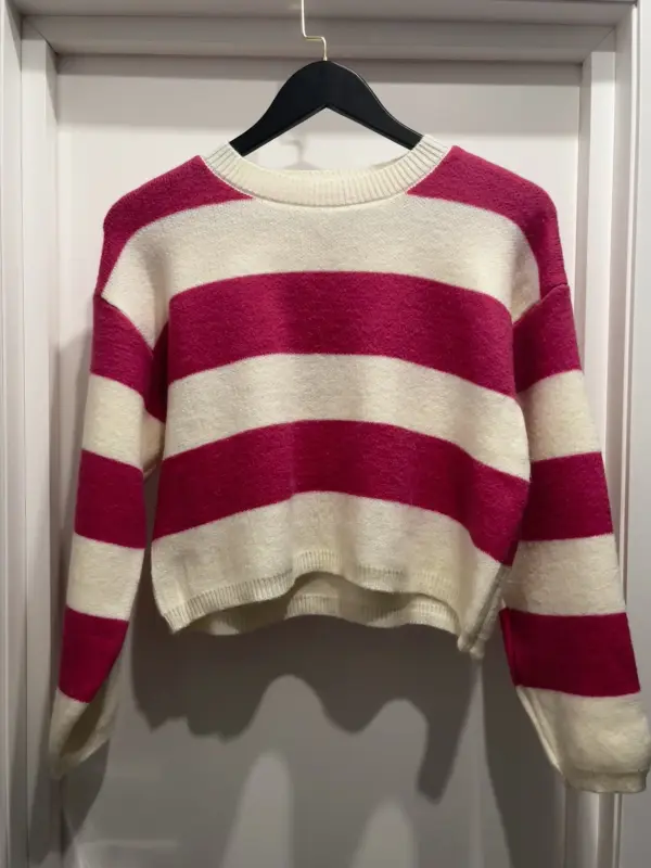 свитер укороченный