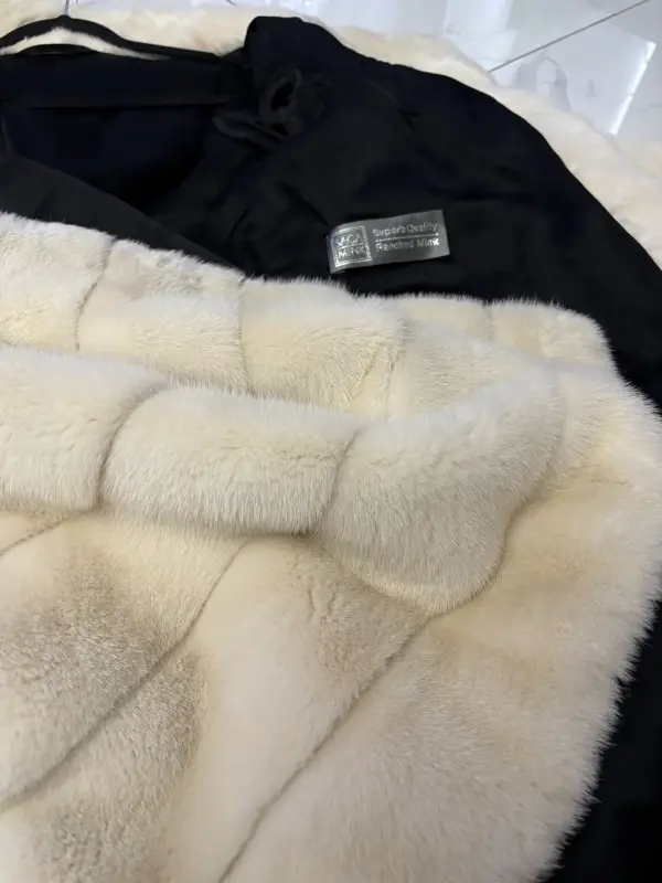 Шуба норковая SAGA MINK, Греция - Вся Беларусь - 233688 - Доска объявлений Kupika.by - Фото 3