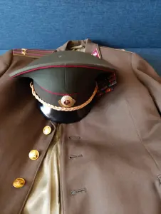 Китель и фуражка