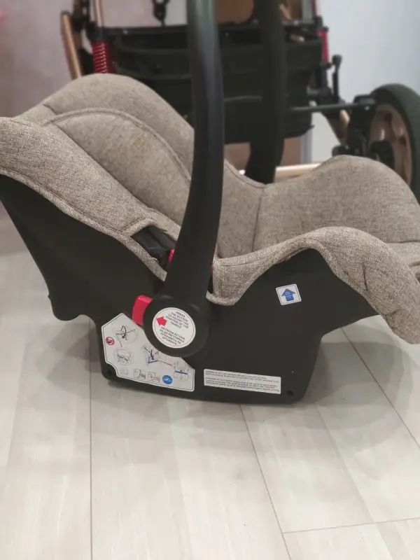 Коляска Lorelli Lora (3 в 1) - Вся Беларусь - 232365 - Доска объявлений Kupika.by - Фото 6