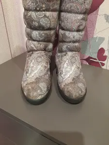 Зимние сапожки р.39 (состояние новых)