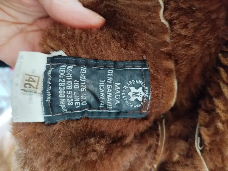 Одежда для девочек - Дублёнка натуральная девичья 46 размер - Вся Беларусь - Фото 2 Дублёнка натуральная девичья 46 размер - Вся Беларусь - 234166 - Доска объявлений Kupika.by - Фото 2