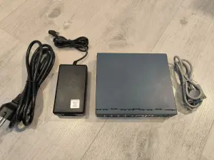 Cisco PIX 501 Firewall. Классика безопасности. Полный комплект.