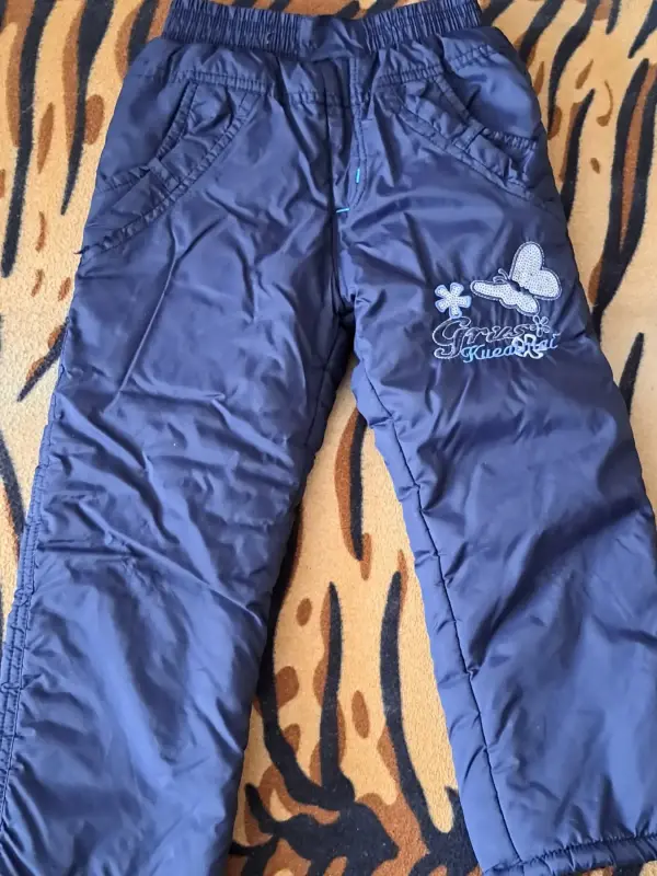 Одежда для девочек - Штаны синие утепленные на байке на 4-5лет (р.104-116), б.у - Вся Беларусь - Фото 3 Штаны синие утепленные на байке на 4-5лет (р.104-116), б.у - Вся Беларусь - 232610 - Доска объявлений Kupika.by - Фото 3