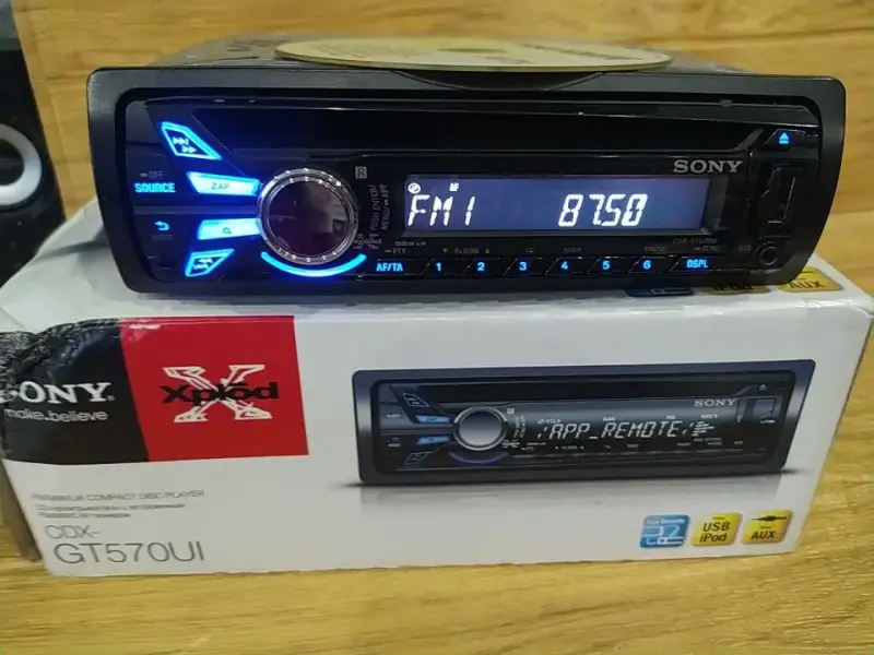CD/MP3-магнитола Sony CDX-GT570UI 2