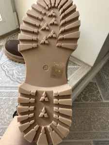 Осенние ботинки