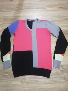 Кофты женские, р-р 44