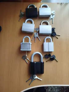 Продам замки навесные, замок навесной (автомат)