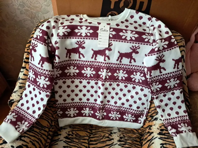 Кофта с зимним узором, новая, р.XL (р.48-50)
