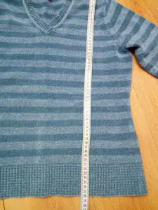 Свитерок плюшевый р.46-48